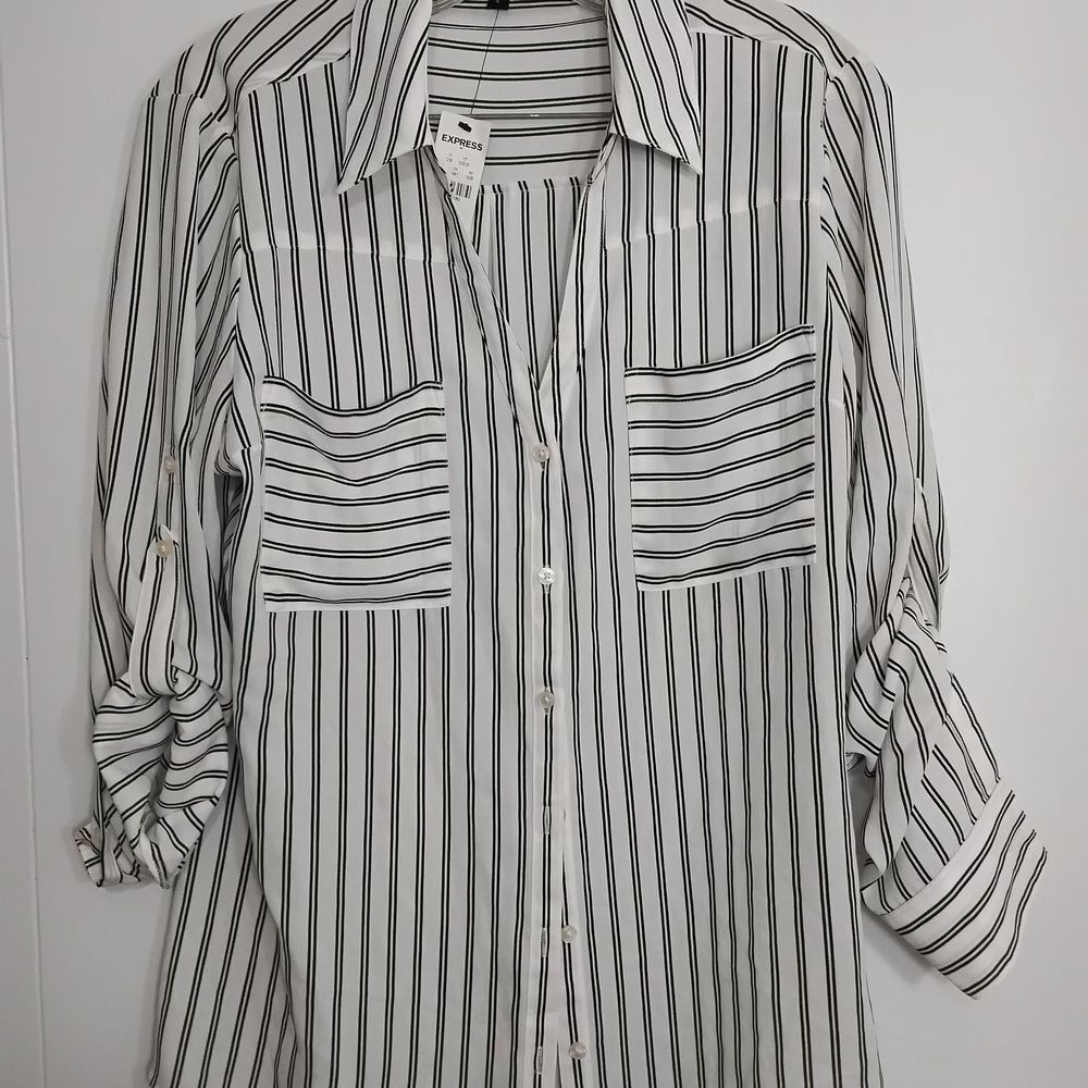 Express Vertical Striped Button-Up Shirt - Black on White